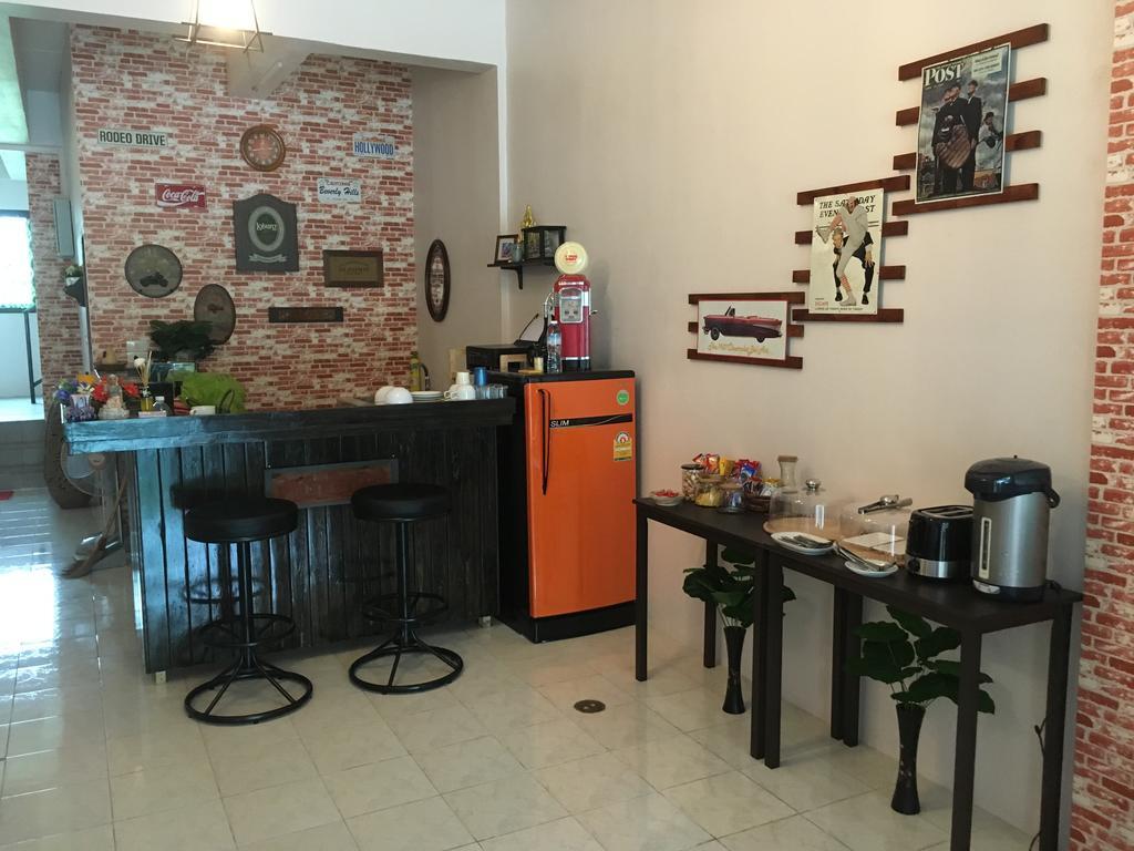 Breezy House Apartment Джомтиен Бийч Екстериор снимка