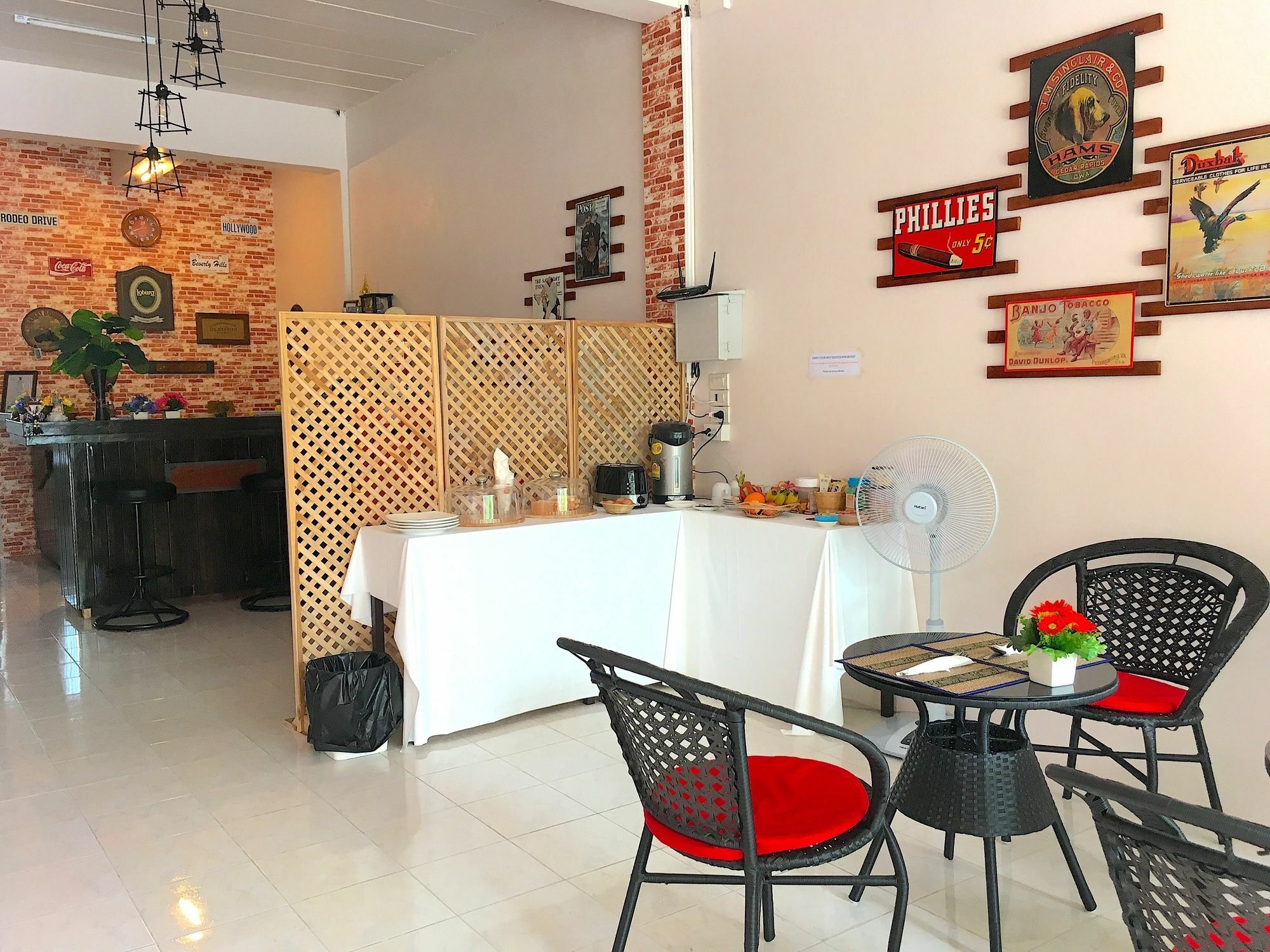 Breezy House Apartment Джомтиен Бийч Екстериор снимка