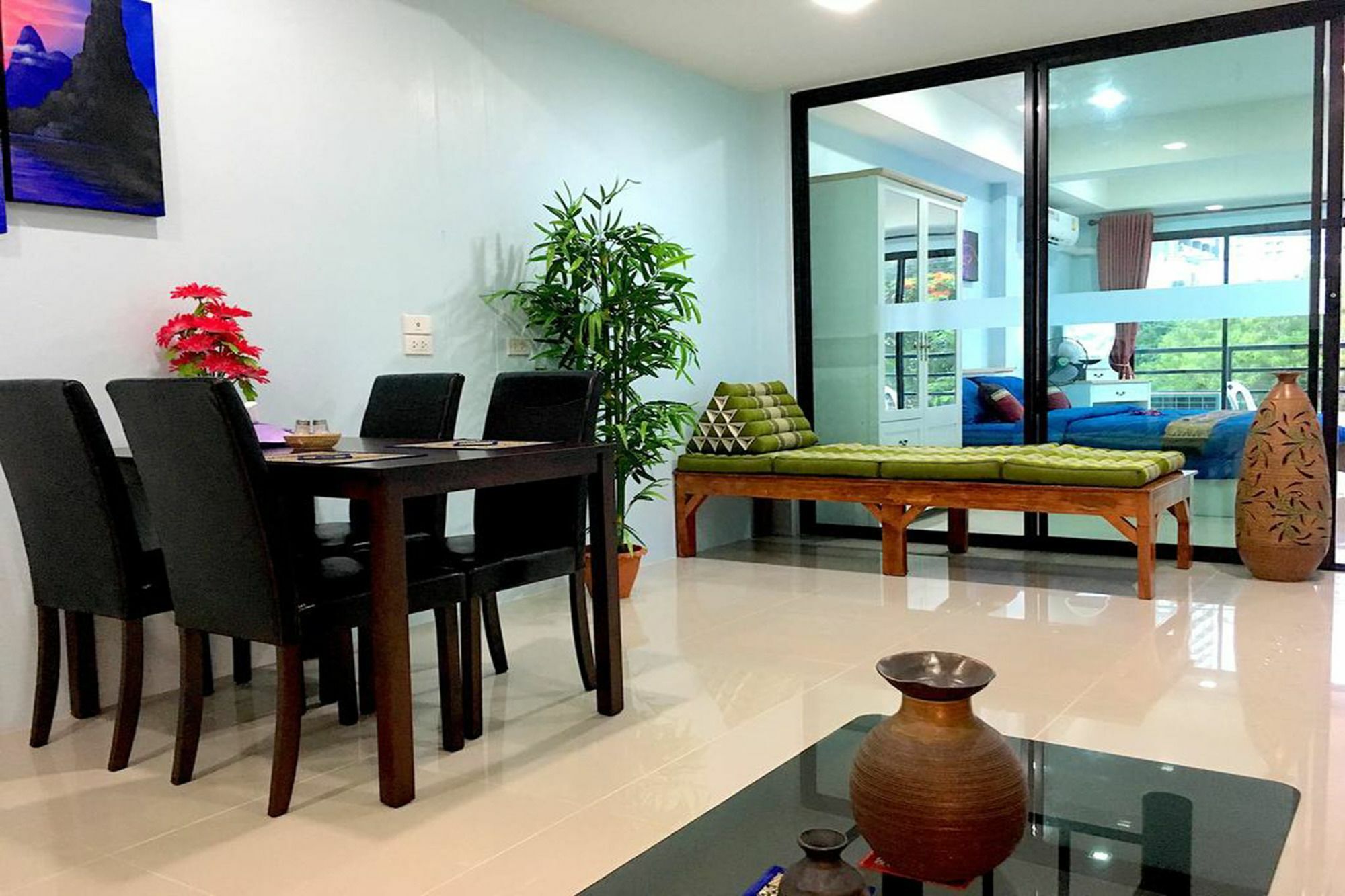 Breezy House Apartment Джомтиен Бийч Екстериор снимка