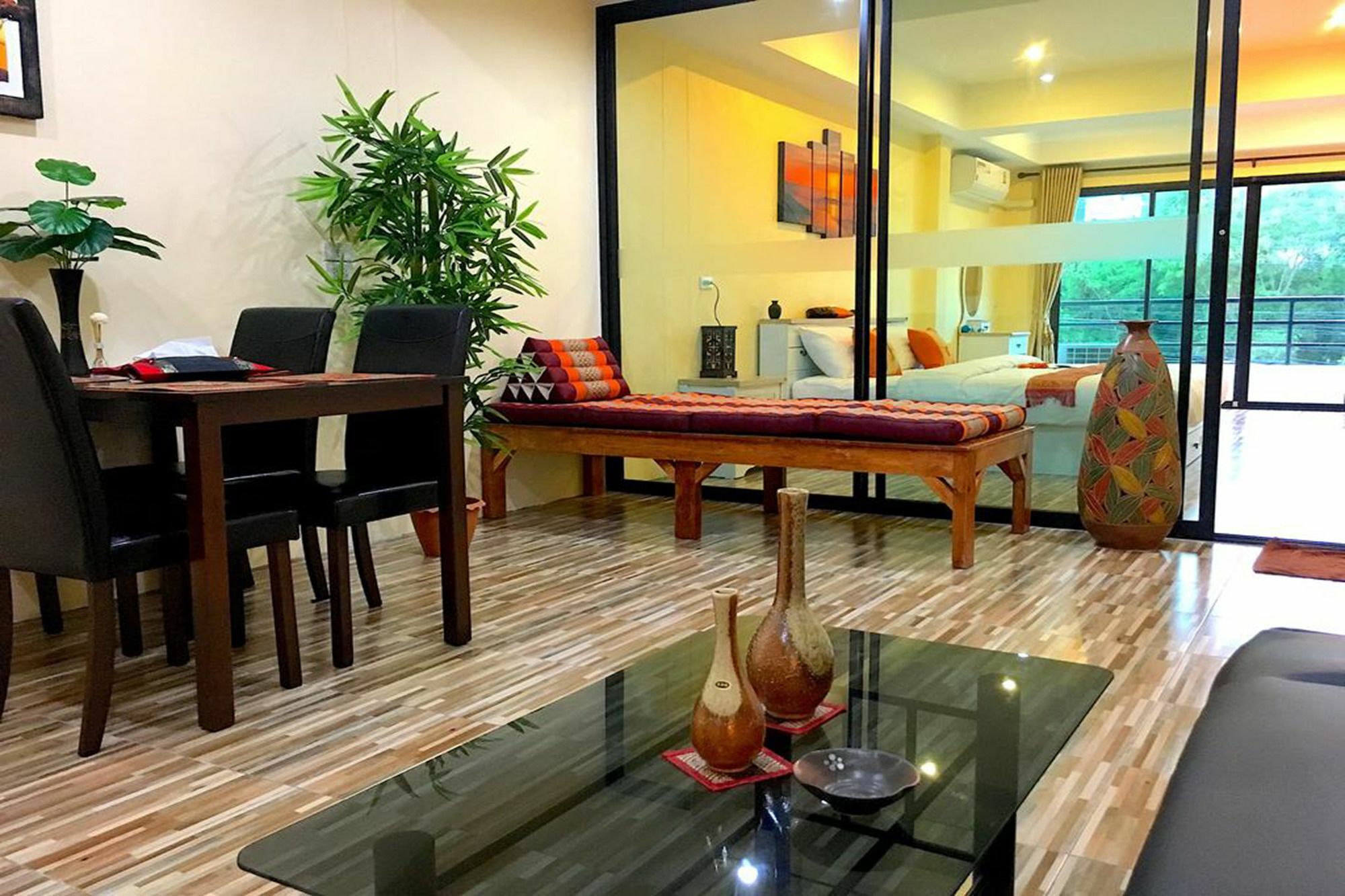 Breezy House Apartment Джомтиен Бийч Екстериор снимка