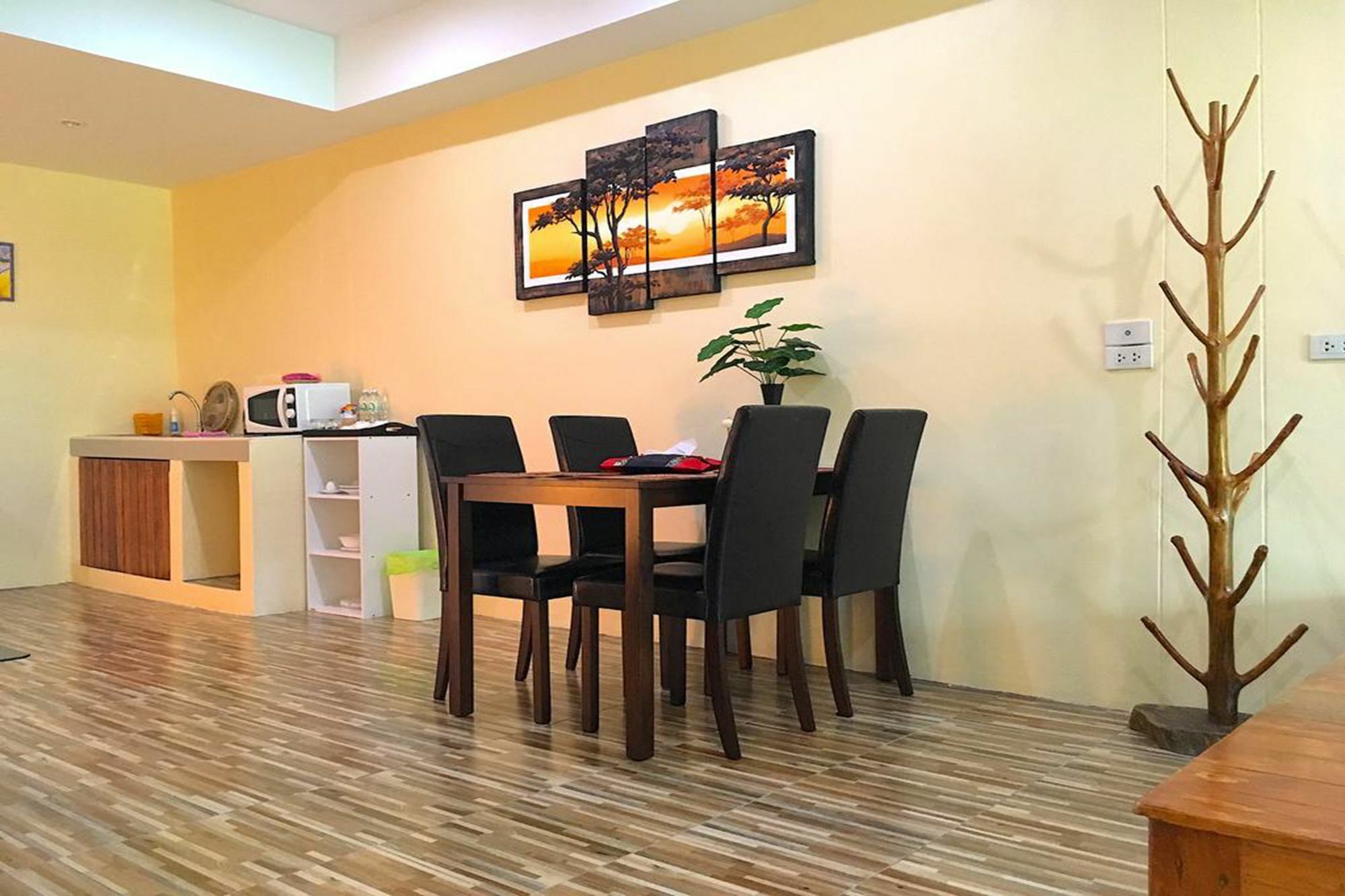 Breezy House Apartment Джомтиен Бийч Екстериор снимка